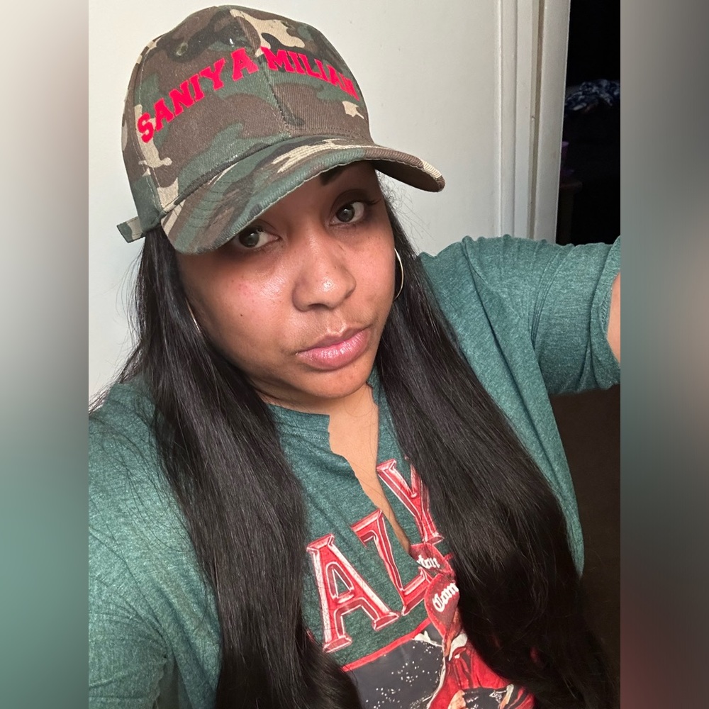 SANIYA MILIAN MERCH - Picture 16 of 16